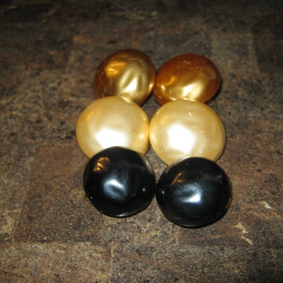 Vintage Carolee Clip-on's - Gold, Champaign & Black. - Picture 5 of 5
